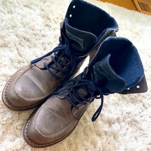 Old style/vintage boots.